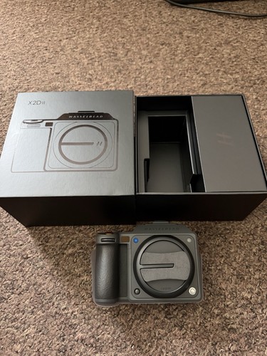 New hasselblad x2d - new, 100c
